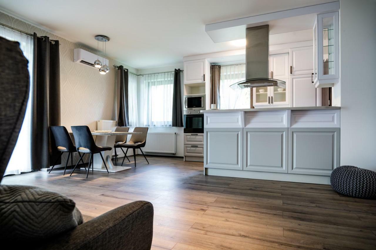 Liszt Ferenc Apartments Kecskemét Exterior foto